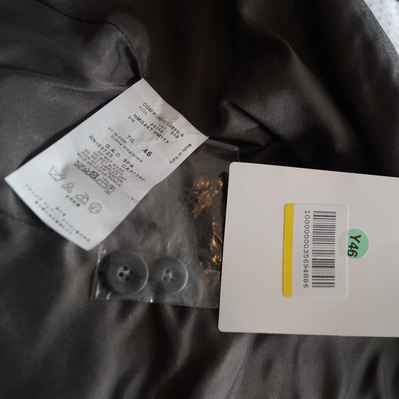 Armani Collezioni Blazer NWT - Picture 7 of 10